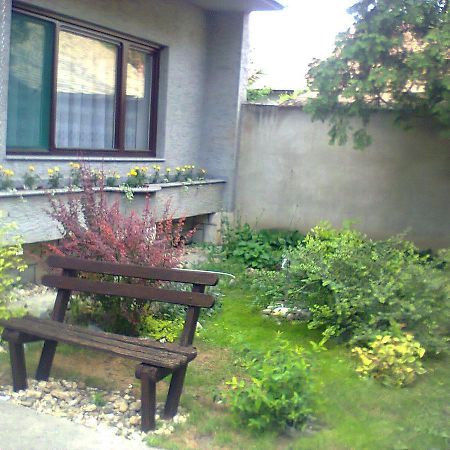 Domacinstvo Opavski Backi Petrovac Exteriör bild